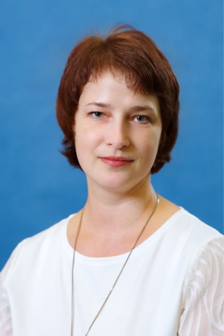 Константинова Светлана Николаевна.